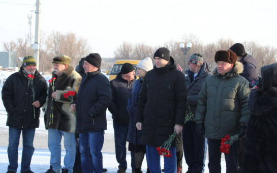 Сузунцы почтили память воинов-интернационалистов и участников локальных конфликтов