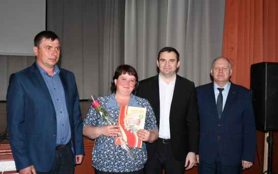 Вячеслав Горшков и Андрей Севрюженко посетили Меретский сельсовет