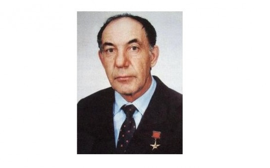 85 лет (1940 г.) со дня рождения Воротникова Владимира Васильевича, Героя Социалистического Труда